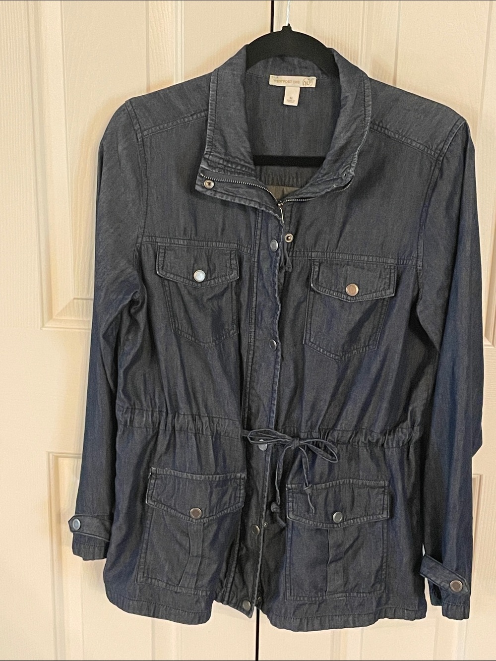 Lightweight jacket - Picture 2 of 4